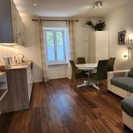 Marina - Free Parking *