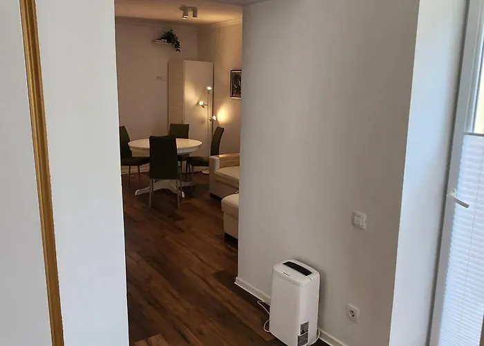 Marina - Free Parking *