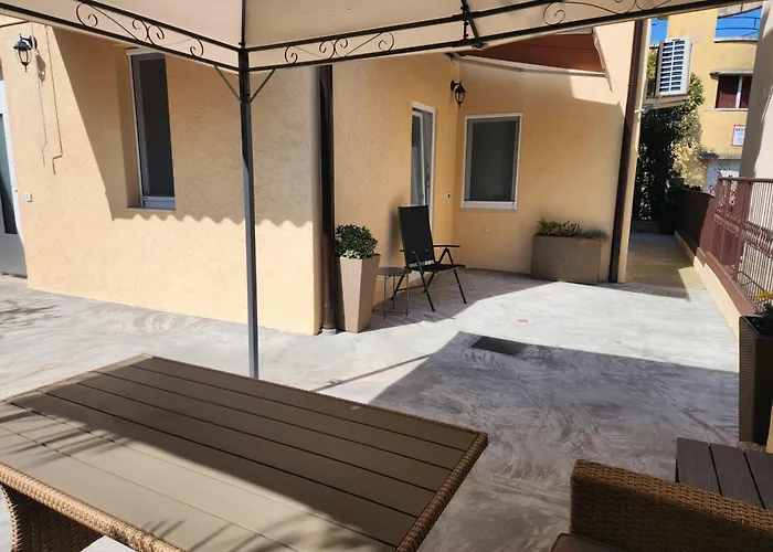 Marina - Free Parking Appartement