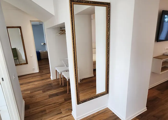 Marina - Free Parking Izola