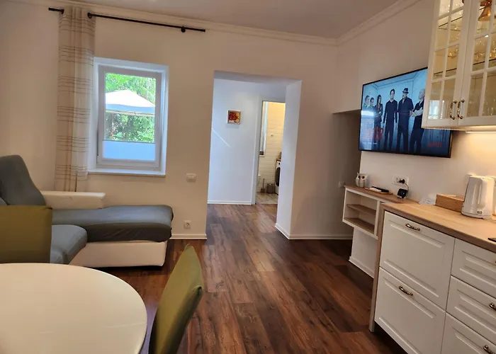 Marina - Free Parking