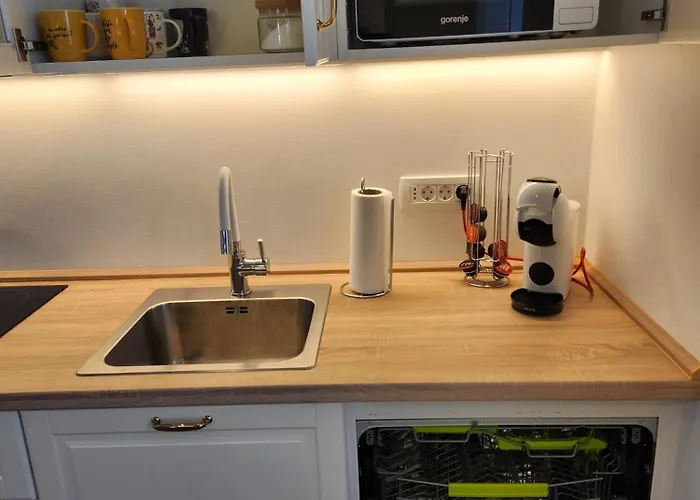 Marina - Free Parking Izola